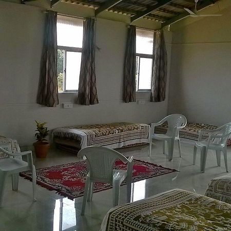 Palm Springs Lake Resort Jaitāpur Екстериор снимка